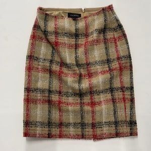 TALBOTS Beige, Black, Red Plaid Skirt Wool Blend size 2